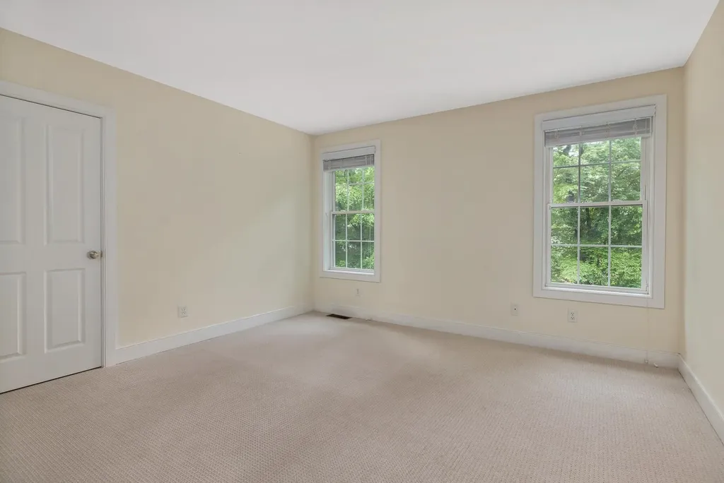 50 Mainmast Circle New Castle NH 03854