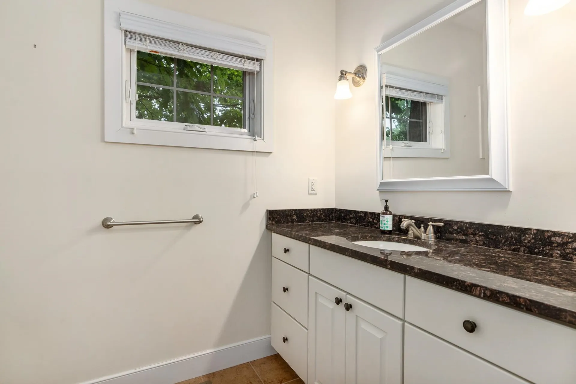 50 Mainmast Circle New Castle NH 03854