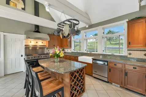 9 Quinn Road Hancock NH 03449