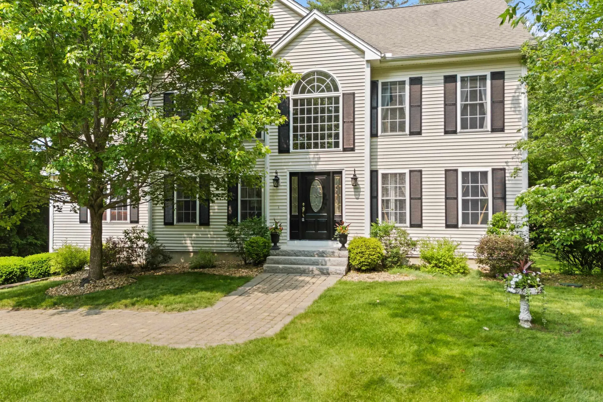 6 Evergreen Lane Amherst NH 03031