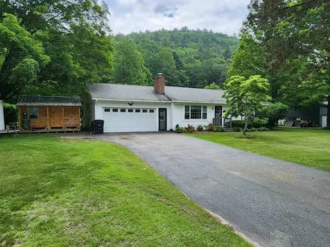 107 Old Church Road Claremont NH 03743