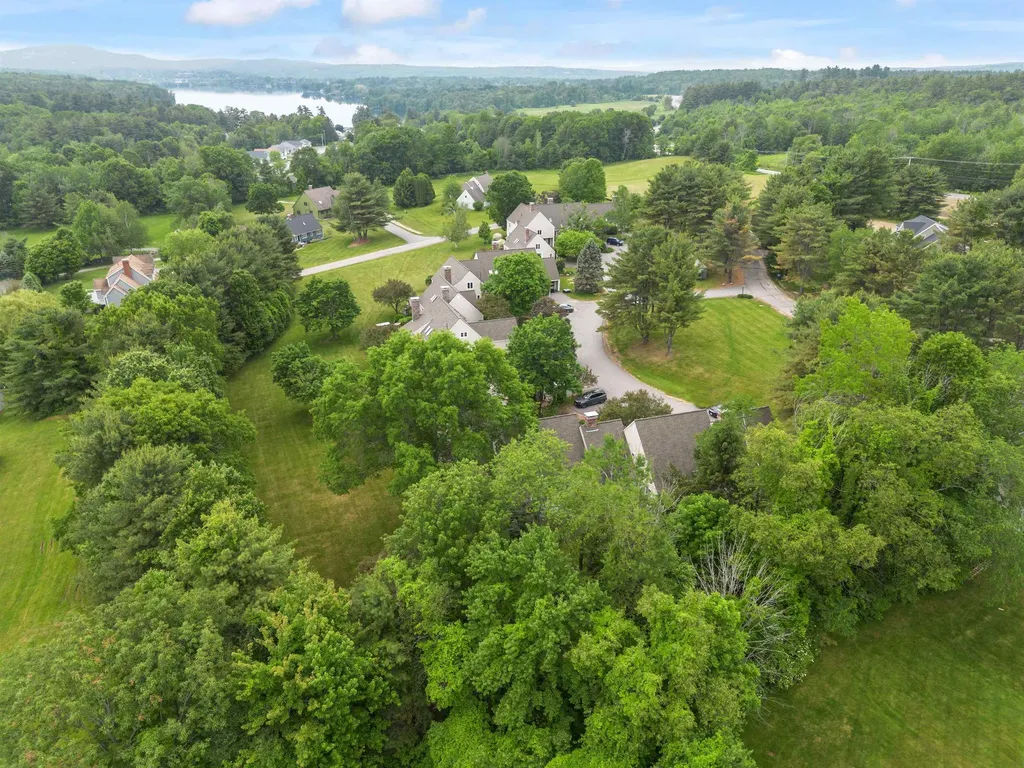 21 Fells Way Laconia NH 03246