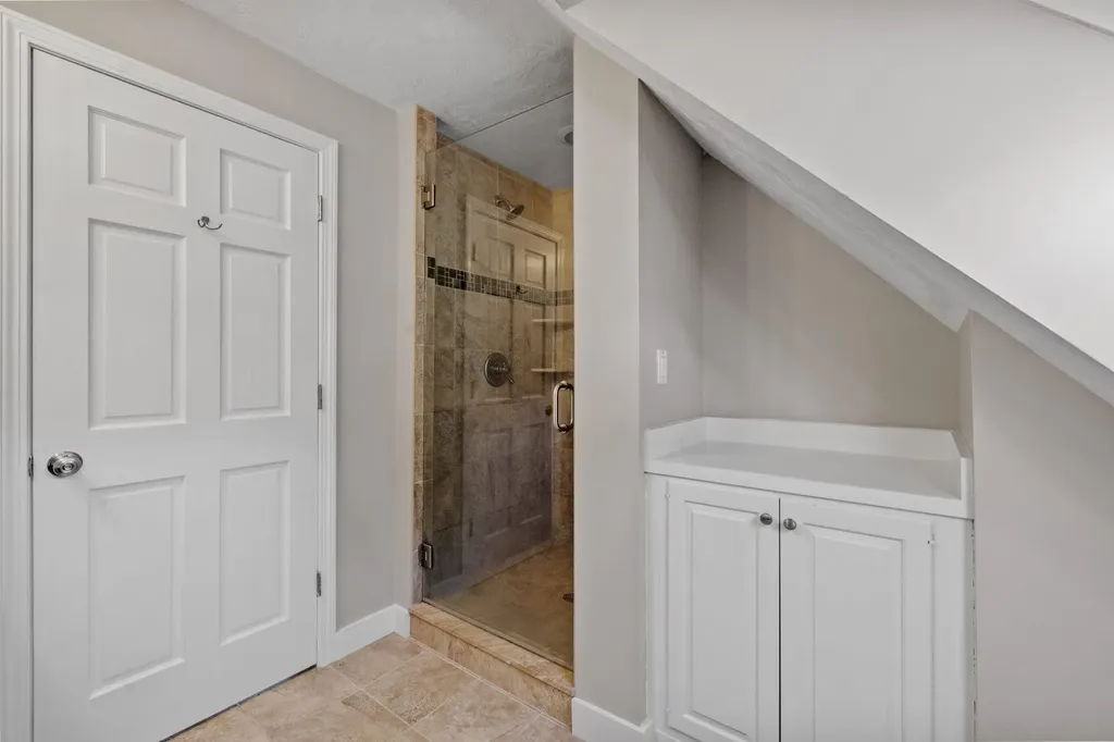 21 Fells Way Laconia NH 03246