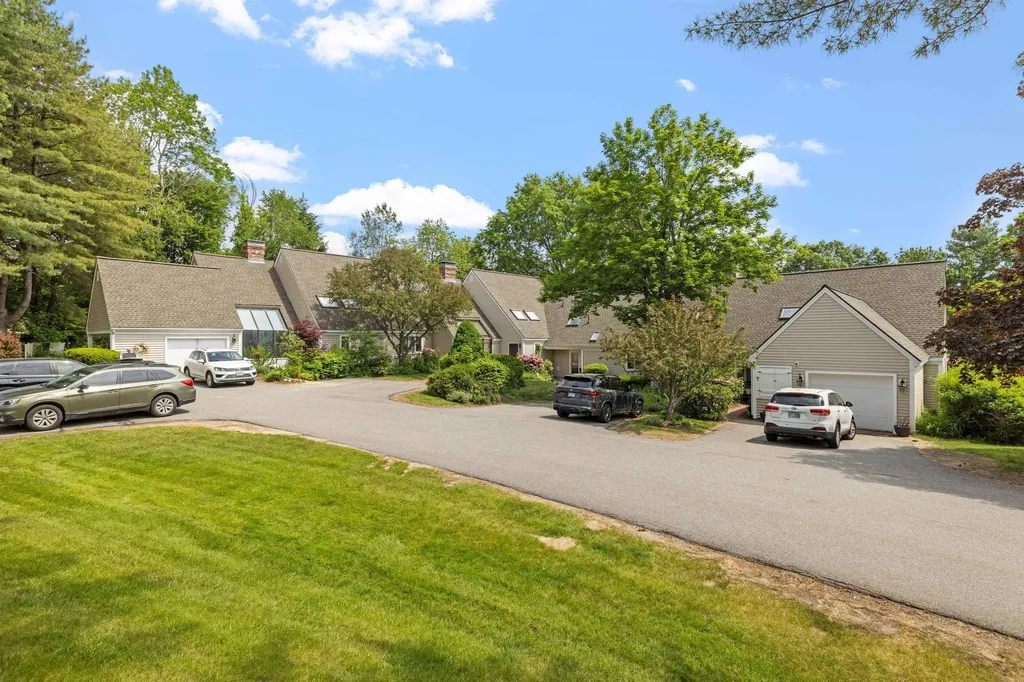 21 Fells Way Laconia NH 03246