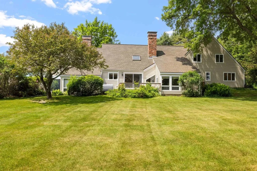 21 Fells Way Laconia NH 03246