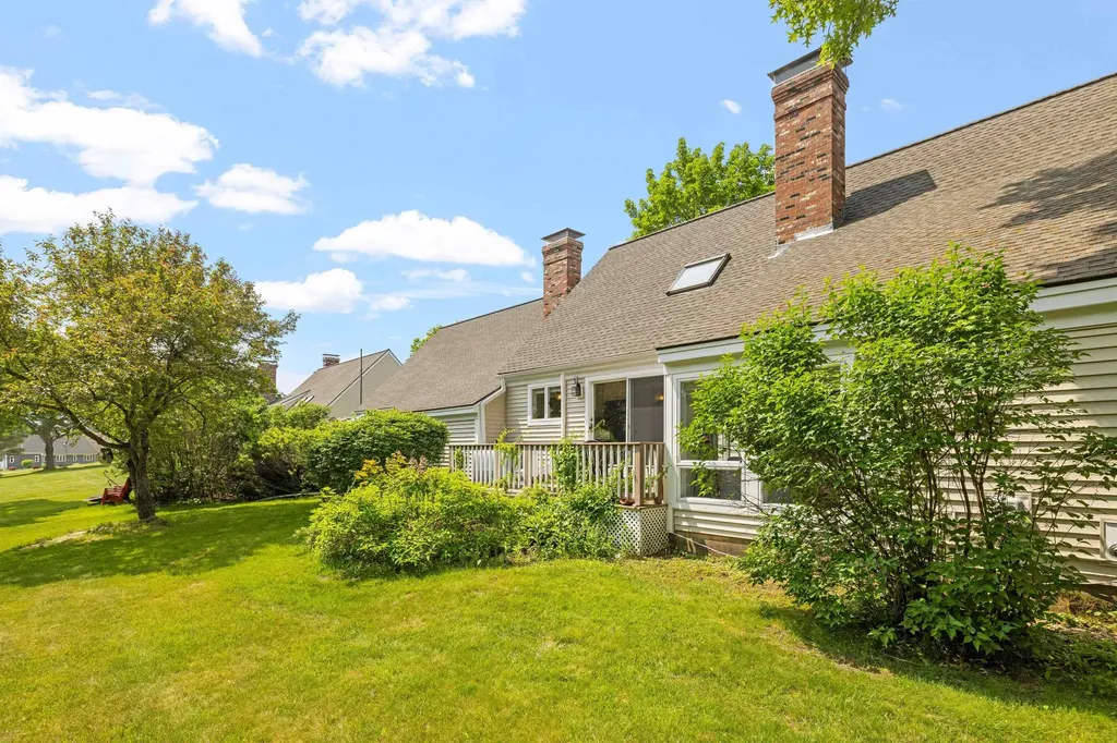 21 Fells Way Laconia NH 03246