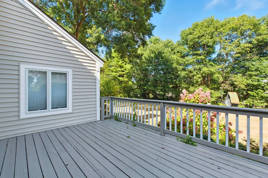 21 Fells Way Laconia NH 03246