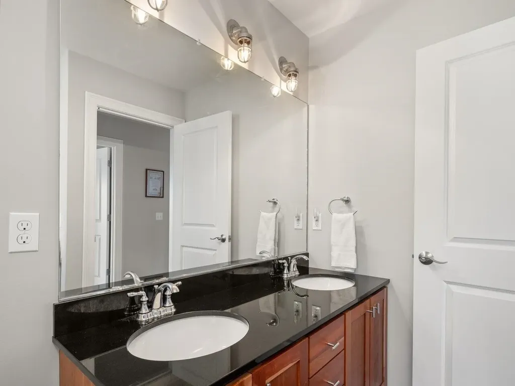 565 West Shore Road South Hero VT 05486