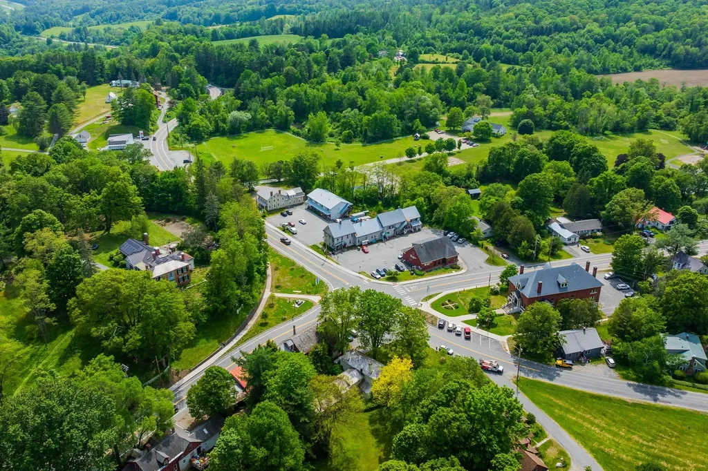 4 Quechee Road Hartland VT 05048