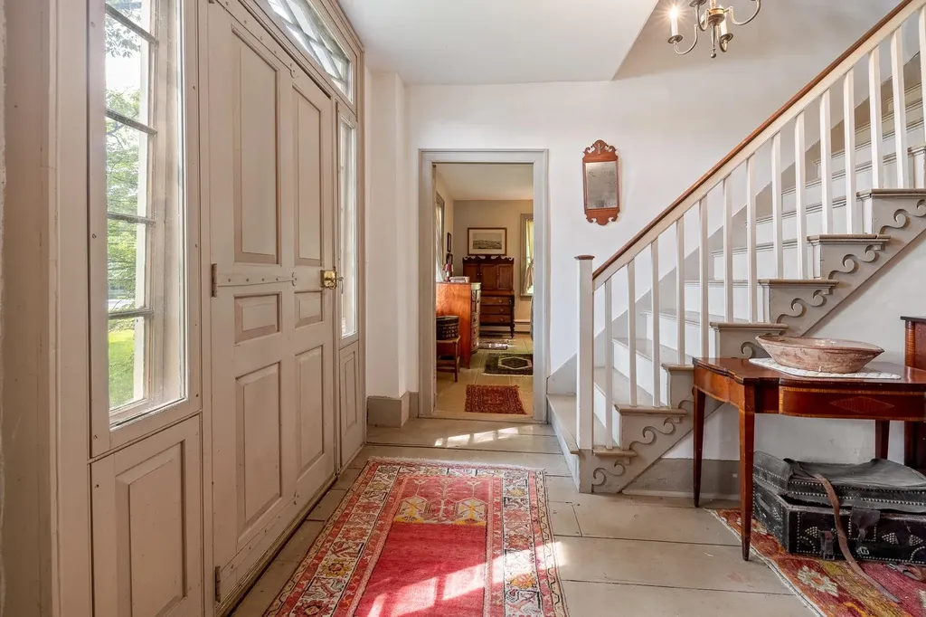 4 Quechee Road Hartland VT 05048