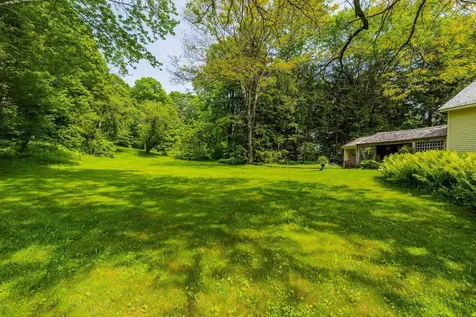 4 Quechee Road Hartland VT 05048