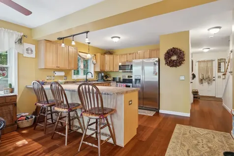 1376 Nh Route 11 Sunapee NH 03782