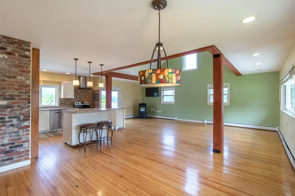 14 Ridgewood Drive St. Johnsbury VT 05819