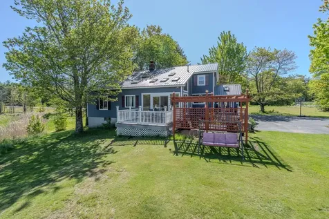 140 Mountain View Road Deerfield NH 03037