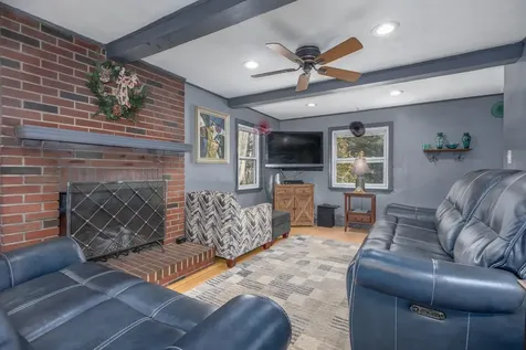 140 Mountain View Road Deerfield NH 03037