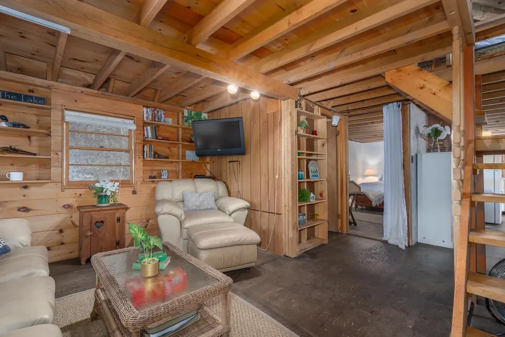 12 Pine Point Drive Northwood NH 03261