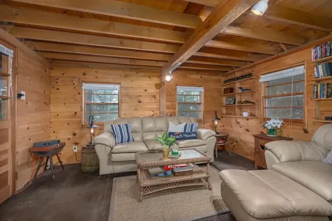 12 Pine Point Drive Northwood NH 03261