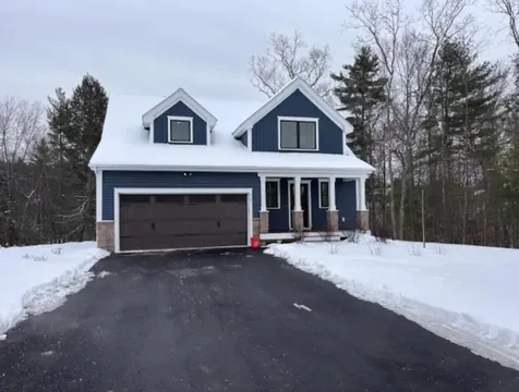 11 Edgewater Drive Brentwood NH 03833