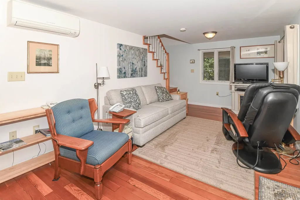 54 Schrader Drive Denmark ME 04022