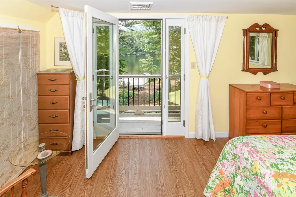 54 Schrader Drive Denmark ME 04022