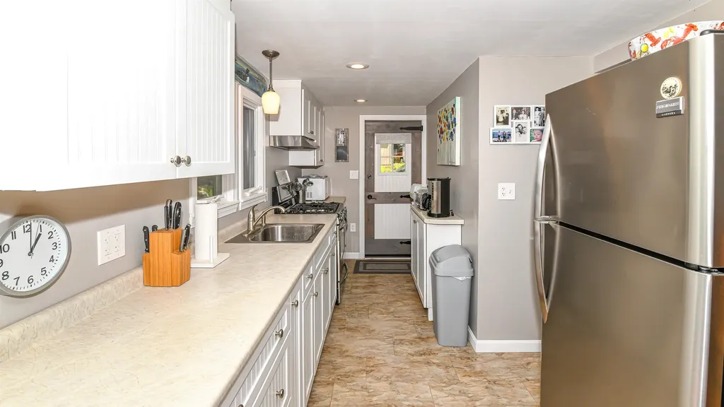 54 Schrader Drive Denmark ME 04022