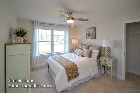 23 Edgewater Way Brentwood NH 03833