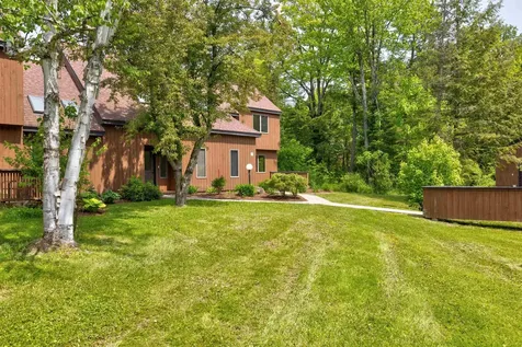 210 Field Road Stowe VT 05672