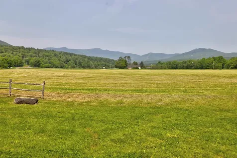 210 Field Road Stowe VT 05672