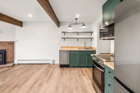 210 Field Road Stowe VT 05672