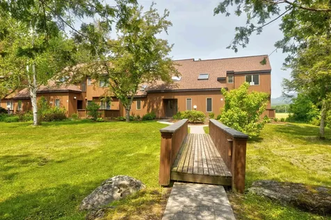 210 Field Road Stowe VT 05672