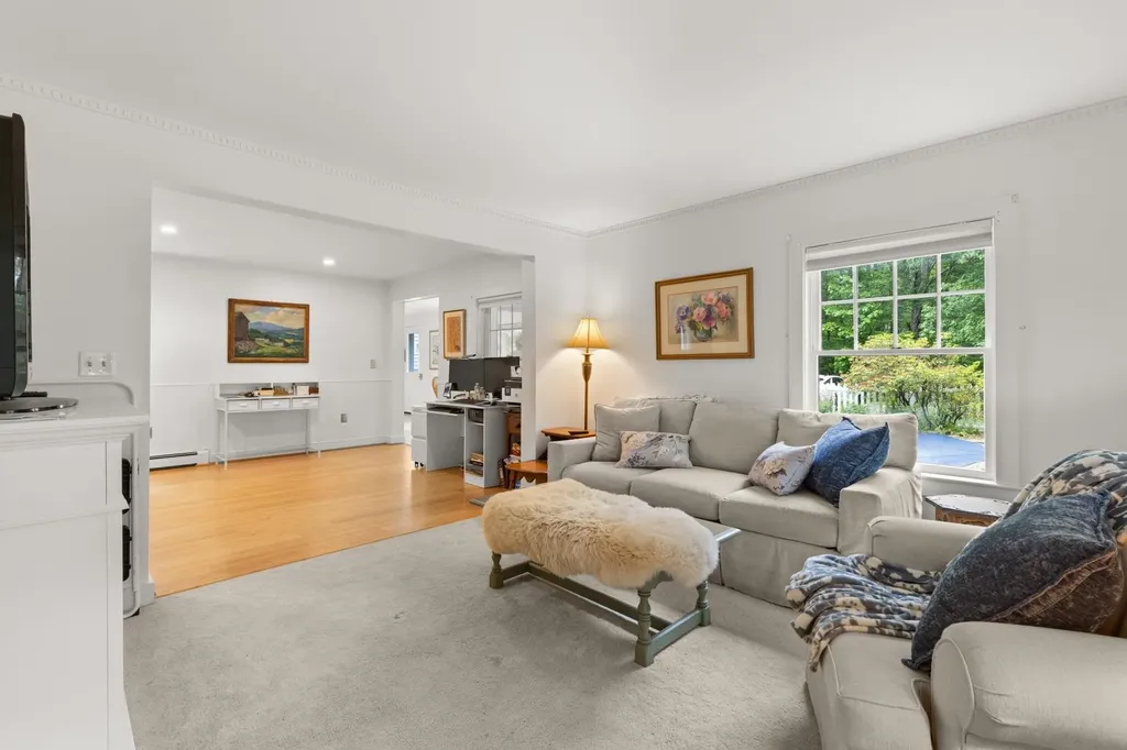 31 Riverside Farm Drive Lee NH 03861