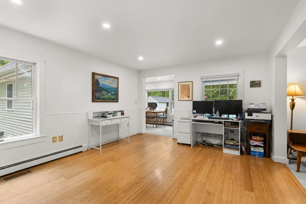 31 Riverside Farm Drive Lee NH 03861