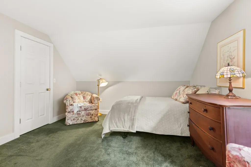 31 Riverside Farm Drive Lee NH 03861