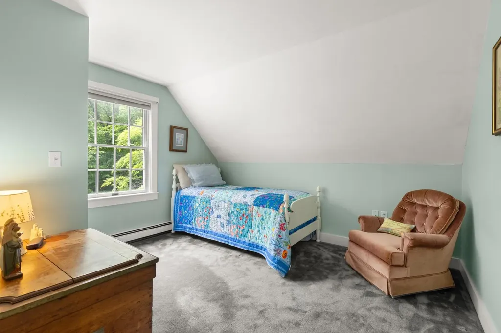 31 Riverside Farm Drive Lee NH 03861