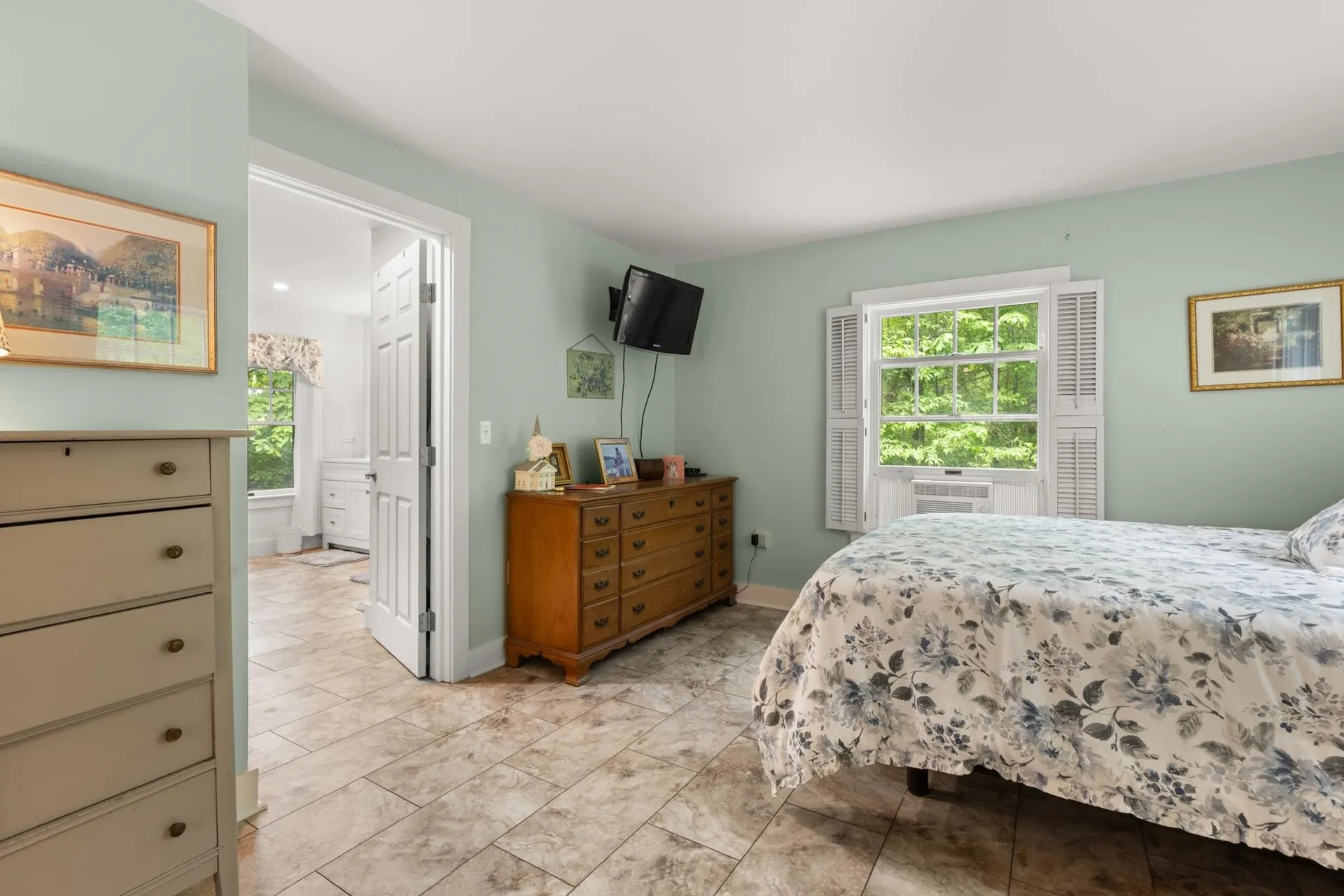 31 Riverside Farm Drive Lee NH 03861