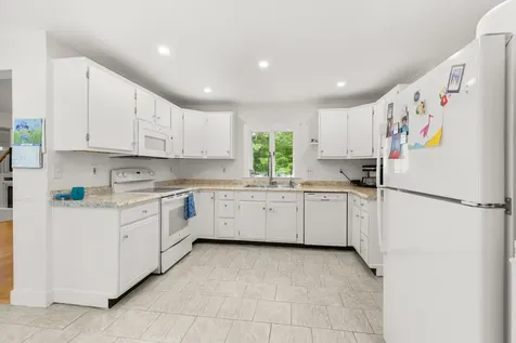31 Riverside Farm Drive Lee NH 03861
