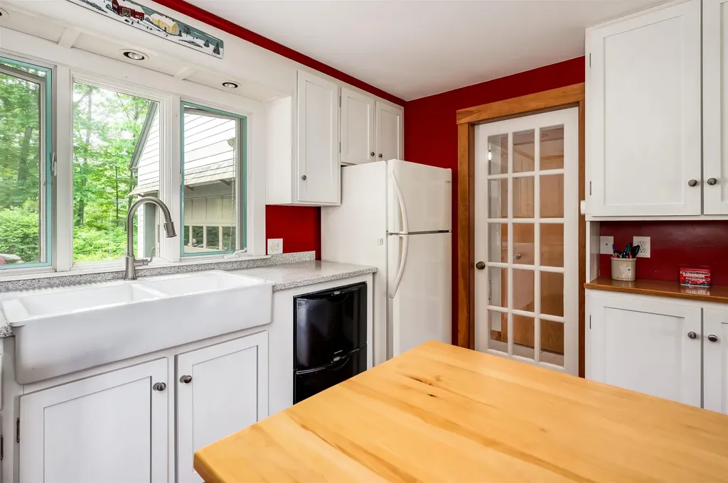 30 Old Piscataqua Road Durham NH 03824