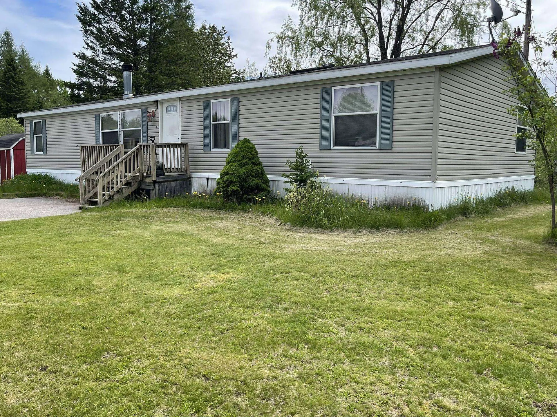27 Page Hill Road Lancaster NH 03584