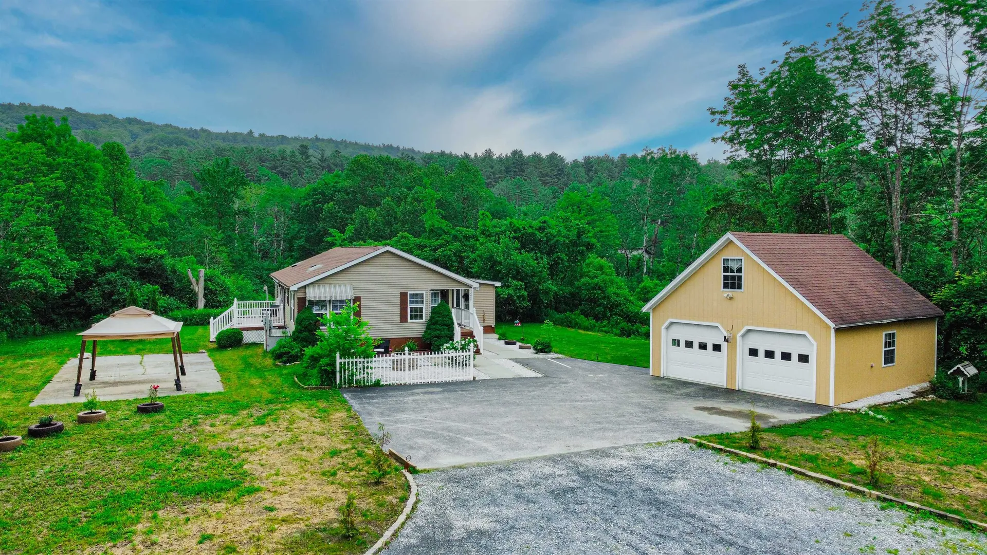 2459 Us Route 7 Leicester VT 05733