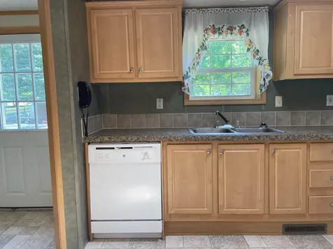 82 North Street Bristol VT 05443