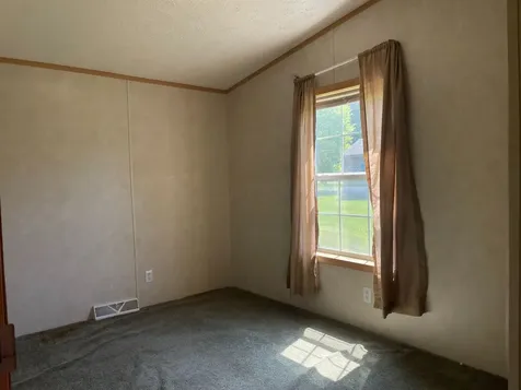 82 North Street Bristol VT 05443