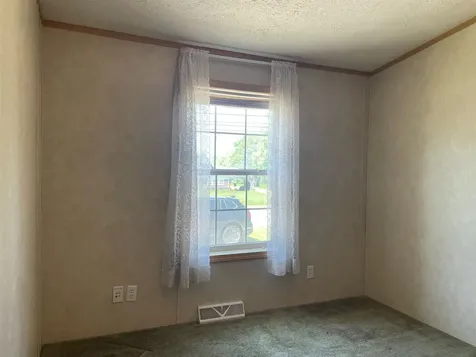 82 North Street Bristol VT 05443