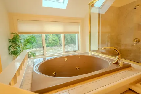 58 Bunker Lane Lincoln NH 03251