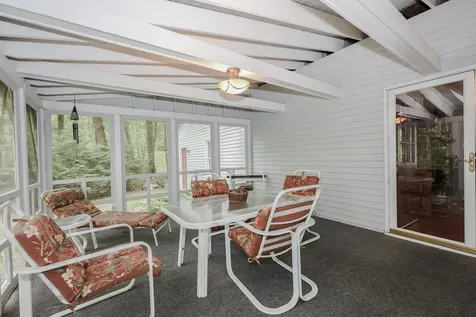 36 Old Farm Road Bedford NH 03110