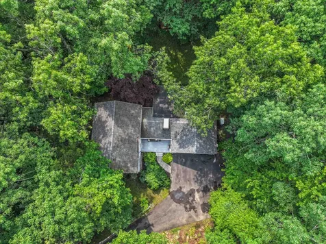36 Old Farm Road Bedford NH 03110
