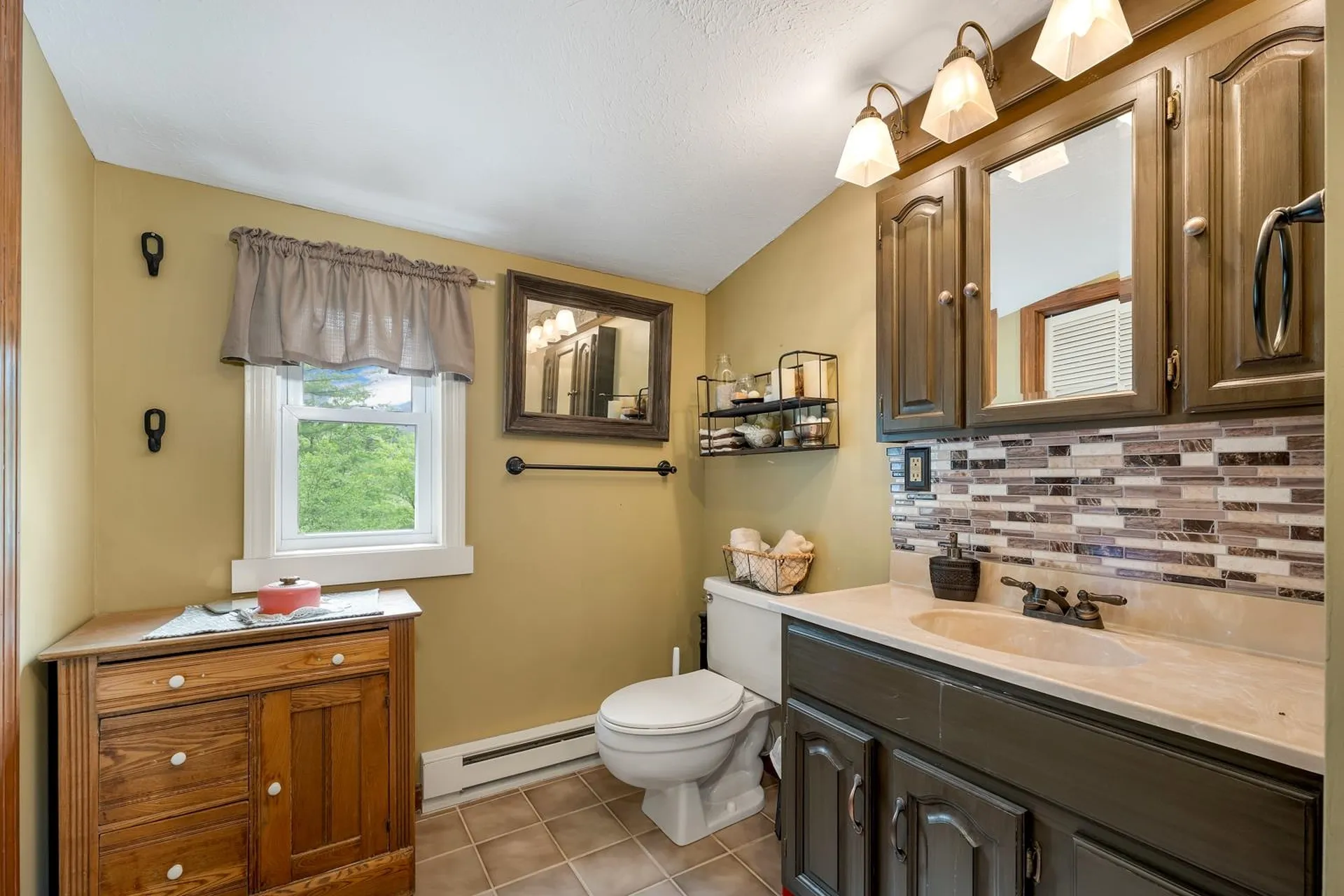 596 Endicott Street Laconia NH 03246