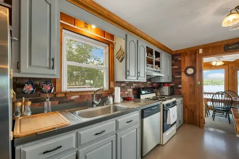 596 Endicott Street Laconia NH 03246