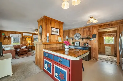 596 Endicott Street Laconia NH 03246