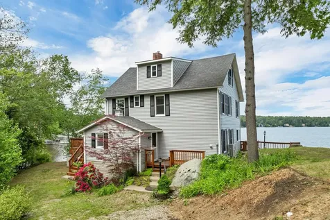 596 Endicott Street Laconia NH 03246