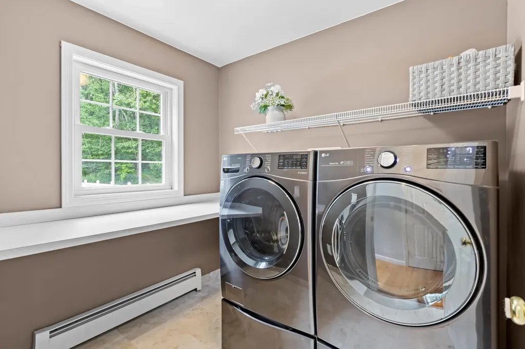 7 Wesley Lane Salem NH 03079